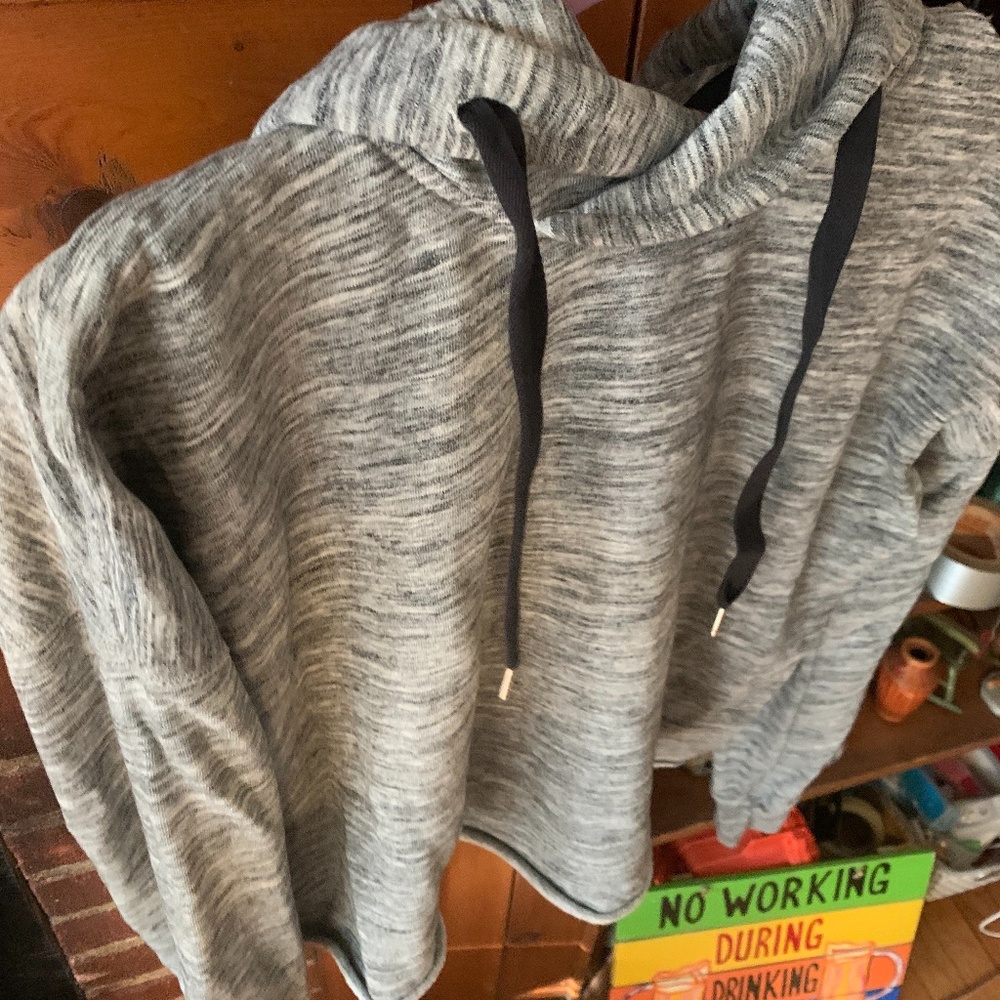 Cropped Sweatshirt